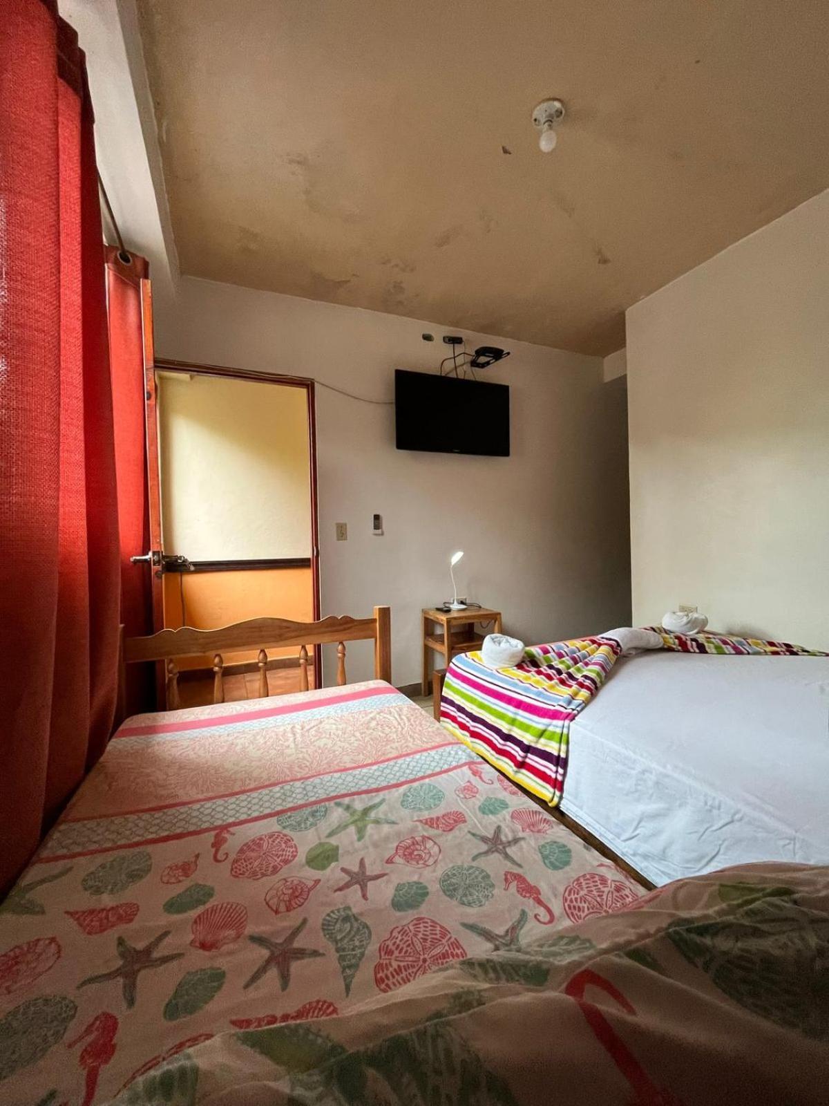 Hotel Y Restaurante Mama Ines サンタ・カタリナ エクステリア 写真