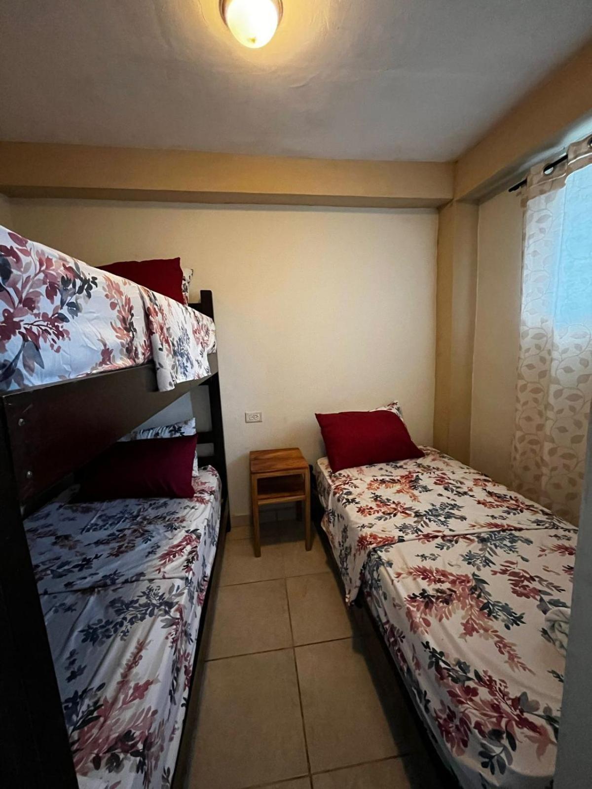 Hotel Y Restaurante Mama Ines サンタ・カタリナ エクステリア 写真
